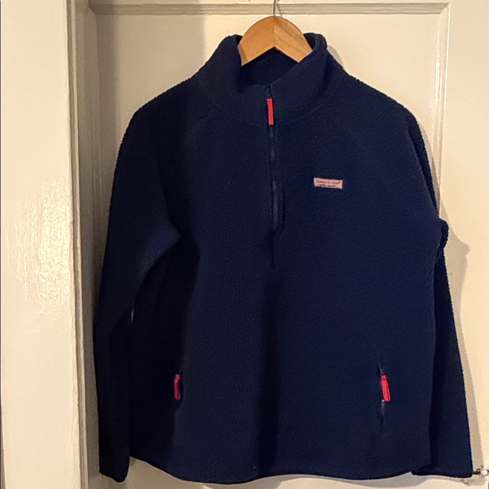 Vineyard Vines Women’s Navy and Red Fleece Pullover